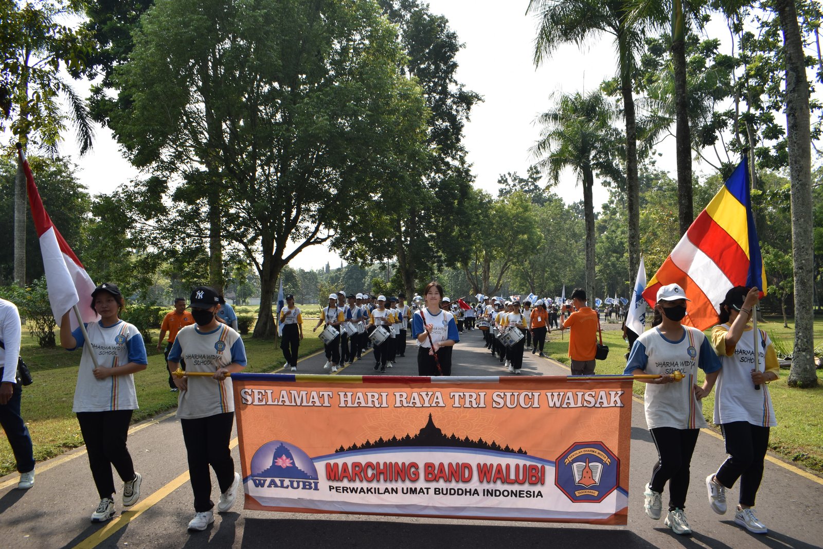 Hari Raya Waisak di Borobudur: Perayaan Spiritualitas dan Kedamaian di Candi Warisan Dunia
